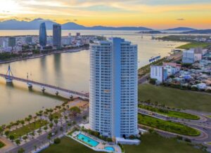 Real estate with river view prices increased by 30% - Azura Da Nang Apartment Building